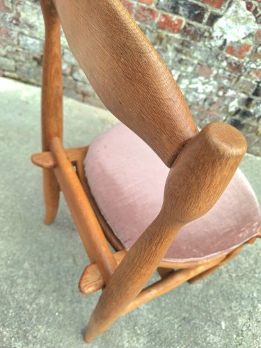 Suite de 4 chaises Guillerme et Chambron modèle Charlotte, sièges vintage