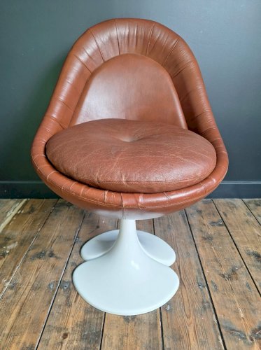 Suite de 4 fauteuils vintage Christian Adam modèle trèfle, meubles sièges design