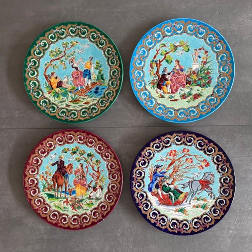 Suite de 4 plats Émaux de Longwy les 4 saisons par Hélène Gabet XXe M3990