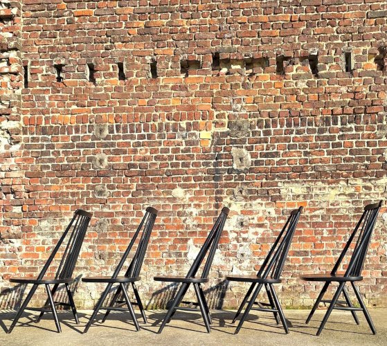 Suite de 5 chaises vintage scandinaves, meubles sièges anciens