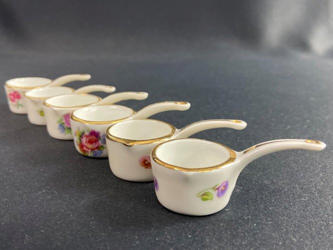 Suite De 6 Sartenes Miniatura Porcelana Restaurantes Lasserre Av F. D. Roosevelt