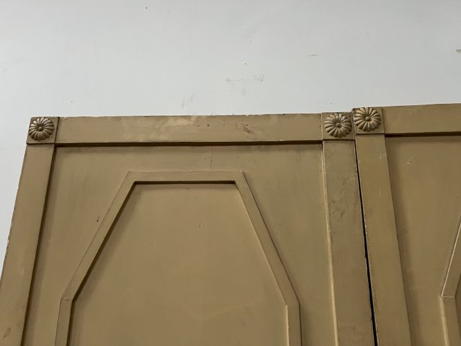 Suite de deux portes a panneaux moulurés XIX siècle