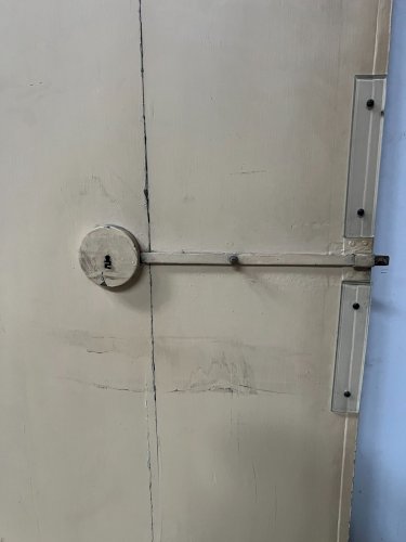 Suite de deux portes a panneaux moulurés XIX siècle