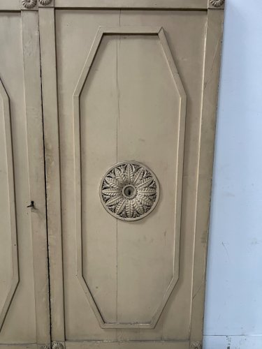 Suite de deux portes a panneaux moulurés XIX siècle