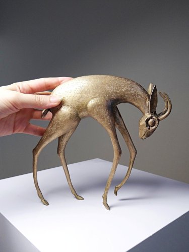 Sujet Africain bronze à la cire perdue Antilope ou Gazelle stylisé originale