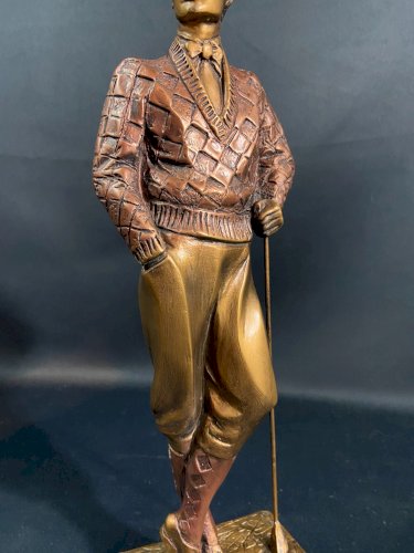 Sujet au golfeur de style 1920-1930 signé A. Danel Austin Production 1989