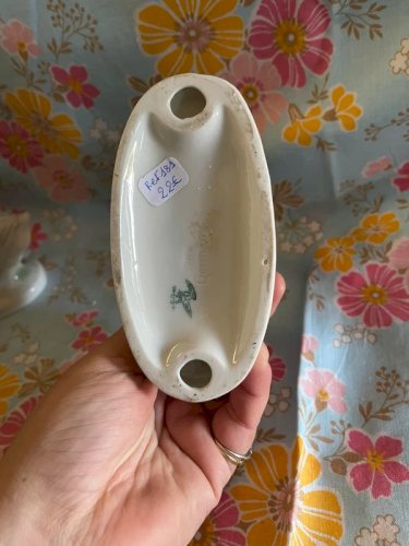 Sujet chien en porcelaine germany