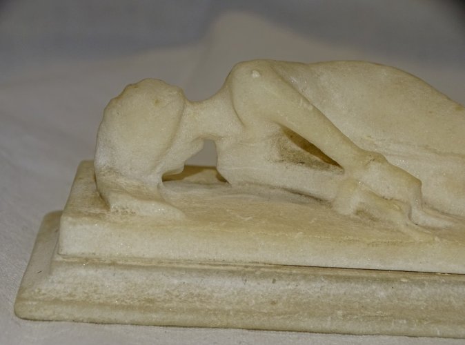 -SUJET GISANT ALBATRE SAINTE CECILE XIXe d'après STEFANO MADERNO COLLECTION    D