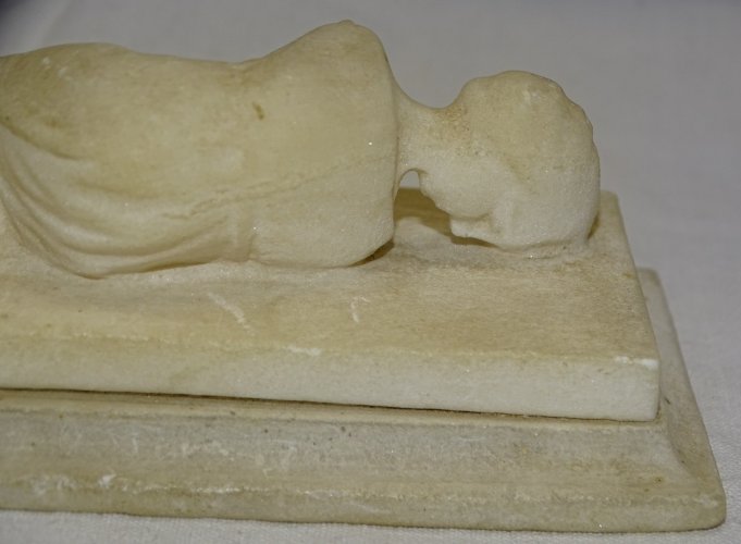 -SUJET GISANT ALBATRE SAINTE CECILE XIXe d'après STEFANO MADERNO COLLECTION    D