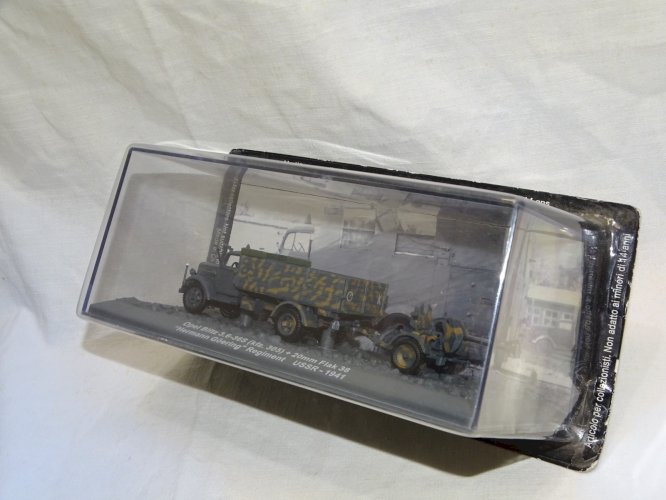 -SUJET MINIATURE CAMION OPEL BLITZ 3.6.36 S ( kfz-305) REGIMENT USSR 1941  D