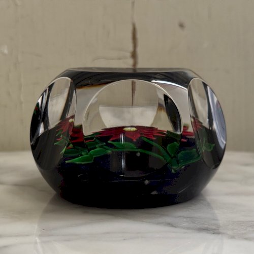 Sulfure ou presse-papier cristal Saint-Louis à facettes SL 1970 M3570