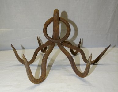-SUPERBE ANCIEN CROCHET DE PUITS REMONTE SEAU FER FORGE SANS SOUDURE   D
