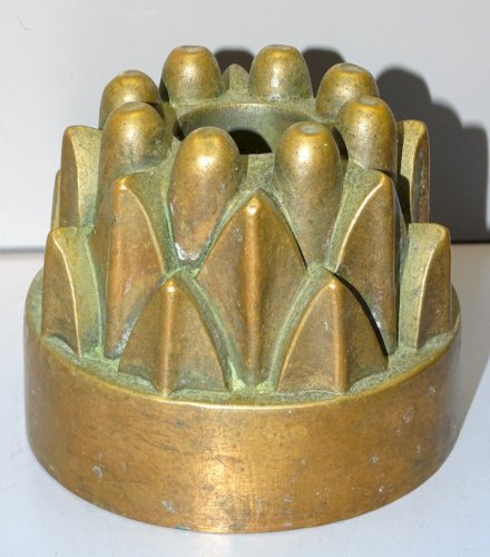 -SUPERBE ANCIEN PETIT MOULE à CHARLOTTE CUIVRE Etamé JUS de GRENIER VITRINE   D