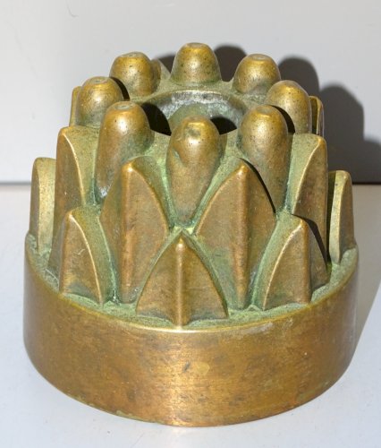 -SUPERBE ANCIEN PETIT MOULE à CHARLOTTE CUIVRE Etamé JUS de GRENIER VITRINE   D