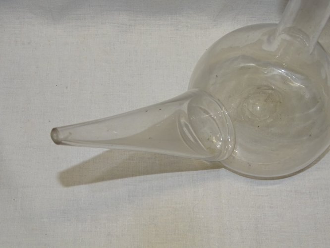 -SUPERBE ANCIEN PORON EN VERRE SOUFFLE XIXe POUR BOIRE A LA REGALADE VITRINE  D