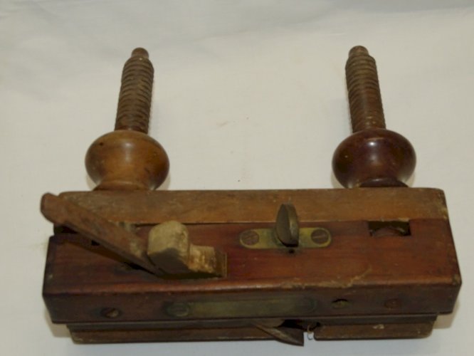 -SUPERBE ANCIEN RABOT BOUVET A RAINURER FOUGERE & FILS ANGOULEME OUTIL ANCIEN  D