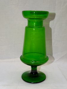 SUPERB ANTIQUE JACINTH GLASS IN GREEN GLASS 19th CENTURY COLLECTION D