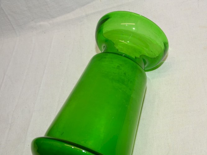 -SUPERBE ANCIEN VERRE A JACINTHE EN VERRE de COULEUR VERTE XIXe COLLECTION   D