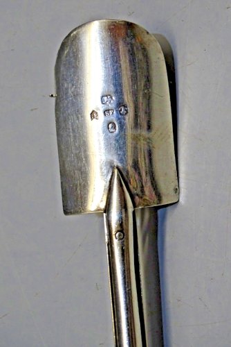 -SUPERBE ANCIENNE CUILLERE A FROMAGE ARGENT ANGLAIS 5 Poinçons  COLLECTION   D