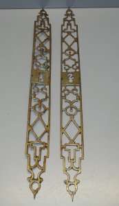 -SUPERBE ANCIENNE PAIRE D'ENTREES de SERRURE FER XVIII/XIXe JUS de GRENIER   D