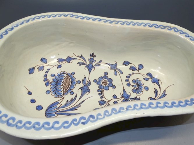 -SUPERBE BASSIN CERAMIQUE XVIIIe à motifs bleus marqué 2.P. COLLECTION DECO  D
