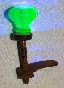 -SUPERBE BOUTON DE PORTE HORLOGE COMTOISE en VERRE OURALINE COLLECTION déco   D