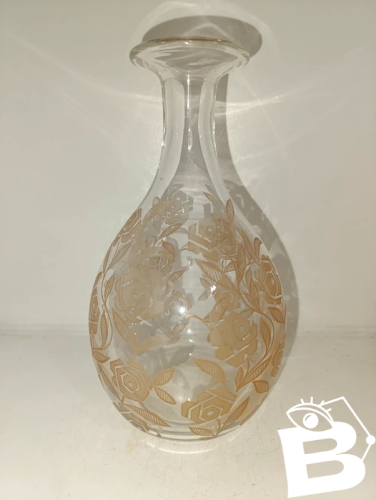 superbe Carafe en cristal de Baccarat modèle Fontenay à décor gravé de roses Art Déco