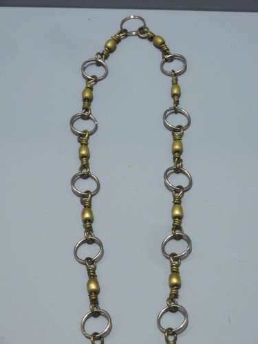  - SUPERBE COLLIER BRUTALISTE CROIX LAITON COLLIER Métal LAITON  BIJOU VINTAGE  D