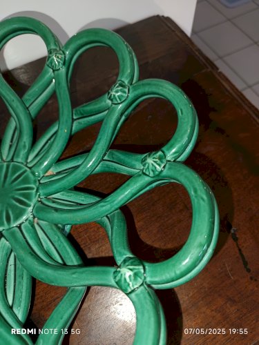 superbe coupe en céramique tressée verte signée Vallauris