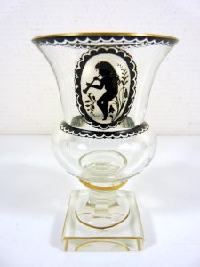 Superbe Coupe Médicis Cristal Taillé Baccarat XIX° Décor Peint et Or H - 11,3 cm