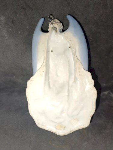 superbe grand benitier ancien en porcelaine et biscuit en bon etat