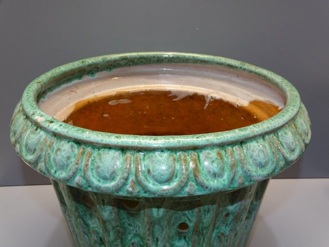 -SUPERBE GRAND CACHE POT TERRE CUITE EMAILLEE VERT Façon VALLAURIS non signé  D