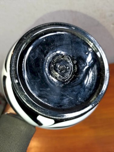 superbe grand vase mouchoir noir et blanc style murano en bon etat