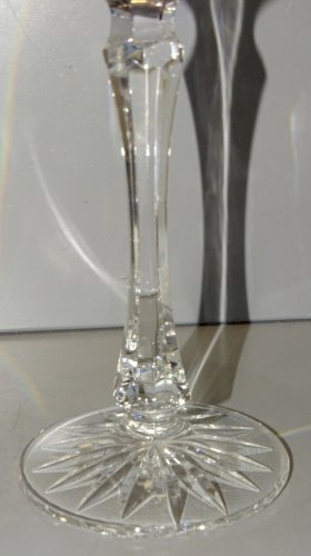 - SUPERBE GRAND VERRE A VIN CRISTAL BI COLORE ROUGE & INCOLORE COLLECTION    D