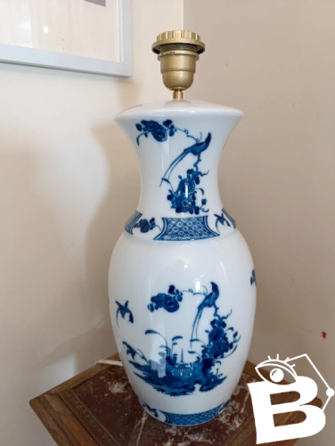 superbe grande lampe en porcelaine de limoges signé Bernardaud decor asiatique en bon etat