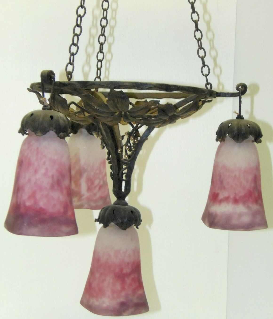 *SUPERBE LUSTRE ART NOUVEAU FER Forgé 4 TULIPES PATE de VERRE MULLER ...