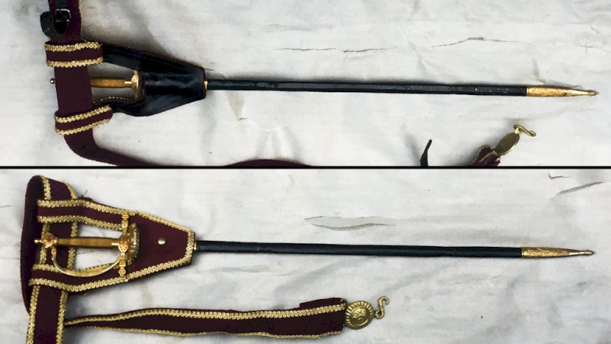 SUPERBE & LUXUEUSE ÉPÉE DE GENDARME ESPAGNOL TOLEDO (?), XX, DORURE, ORIGINAL