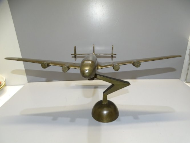 -SUPERBE MAQUETTE AVION LANCASTER U.S.A en BRONZE TRAVAIL ARTISANAL COLLECTION D