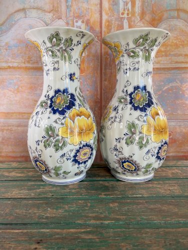 Superbe paire de vases en céramique italienne – Ceramiche Artistiche – fleurs