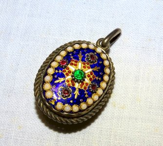 -SUPERBE PENDENTIF PORTE PHOTOS EMAUX BRESSANS XIXe Monture ARGENT VERMEIL