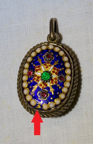 -SUPERBE PENDENTIF PORTE PHOTOS EMAUX BRESSANS XIXe Monture ARGENT VERMEIL