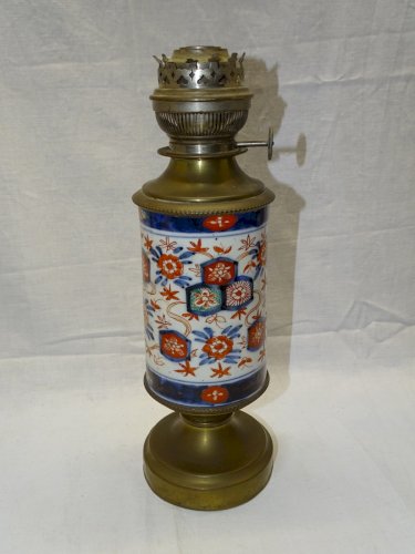 -SUPERBE PIED DE LAMPE A PETROLE PORCELAINE IMARI et LAITON AVEC sa TÊTE     D