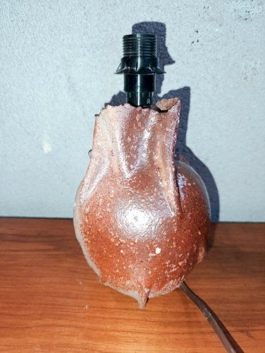 superbe pied de lampe en gres signé La Borne ? en bon etat