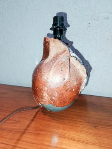 superbe pied de lampe en gres signé La Borne ? en bon etat