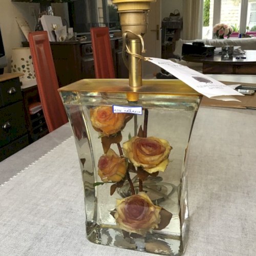 Superbe Pied lampe AUDRAY DE STALL roses naturelles inclusion vintage 1990 tbe