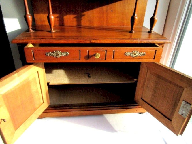 SUPERBE, rare buffet 1900 style Henry II, jouet bois, meuble de poupée, H: 70 cm