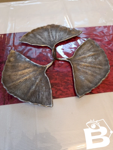 Superbe serviteur a 3 compartiments en métal année 70-80 en bon état