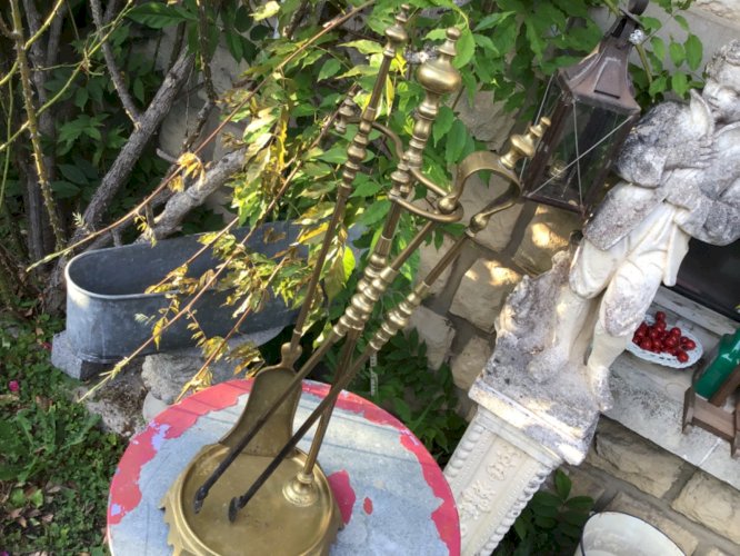 Superbe SERVITEUR DE CHEMINÉE EN BRONZE ou laiton épais d’excellente facture