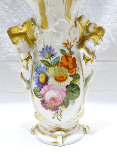 -SUPERBE VASE DE MARIEE PORCELAINE DE PARIS XIXe bouquet fleuri peint dorures  D