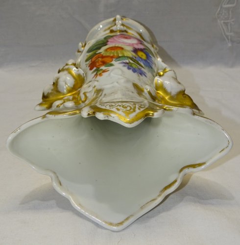 -SUPERBE VASE DE MARIEE PORCELAINE DE PARIS XIXe bouquet fleuri peint dorures  D